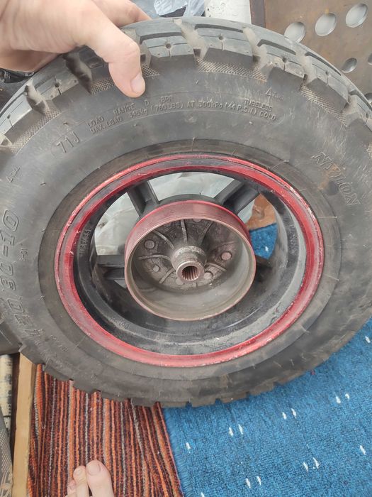 Продам колесо MT3.50×10