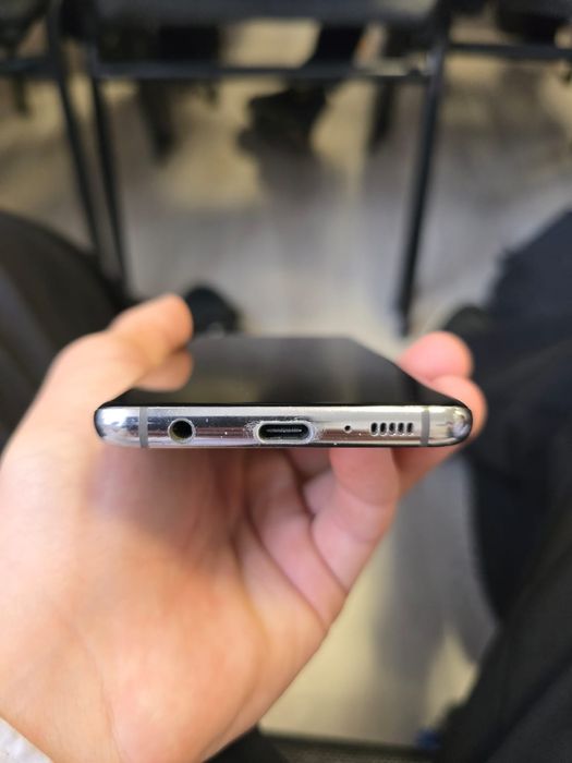 Обменяю 2 телефона