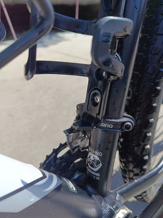 Se vinde bicicletă MERIDA BIG NINE.
