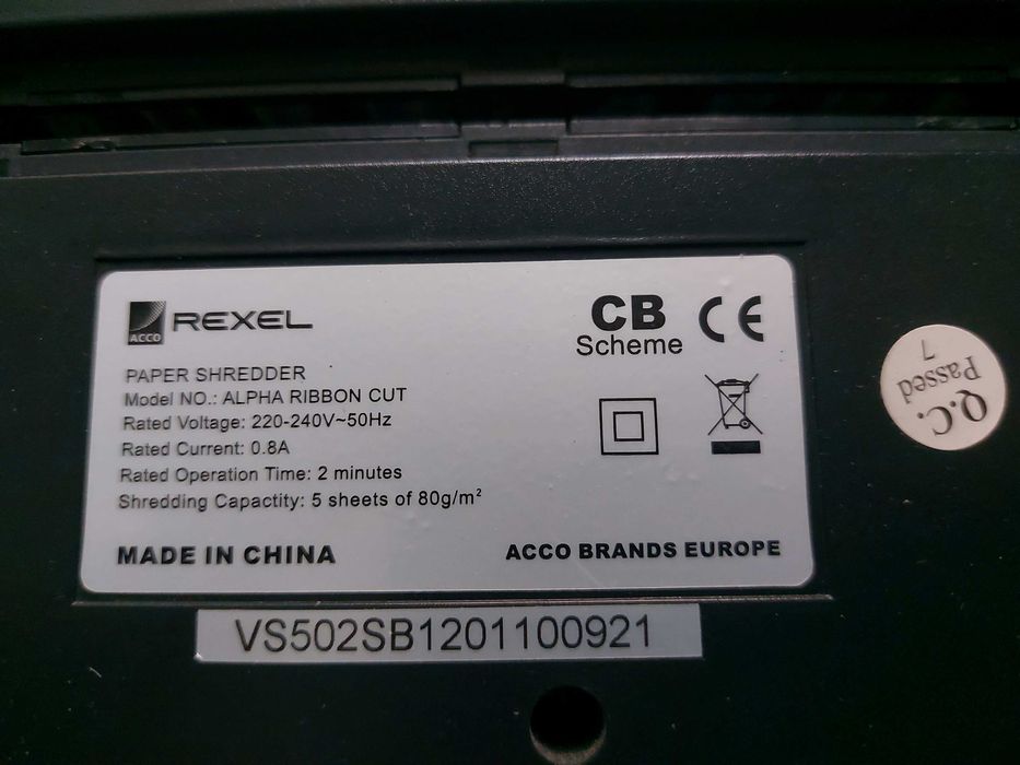 Шредер за унищожаване на документи Rexel Alpha - като нов!