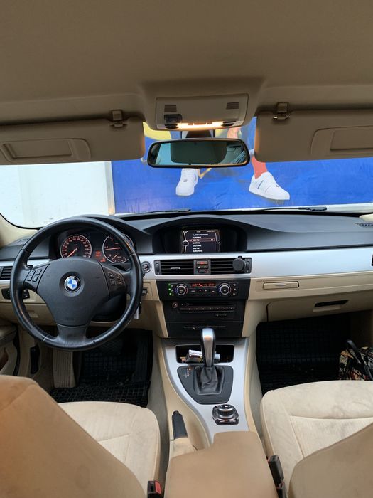 Vând bmw seria 3 model  e91