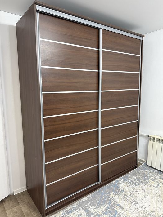 Продам вместительный шкаф