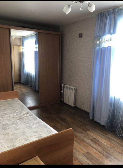 Продам 2-х район Автовокзала. 10