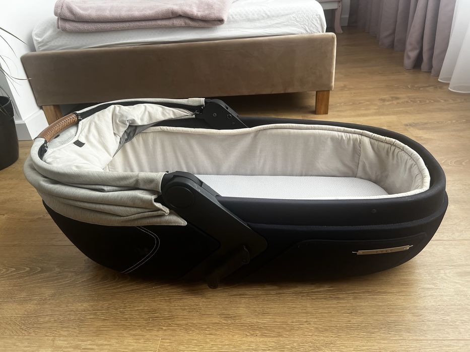 Cărucior Mutsy I2 2 în 1 – Stare foarte bună