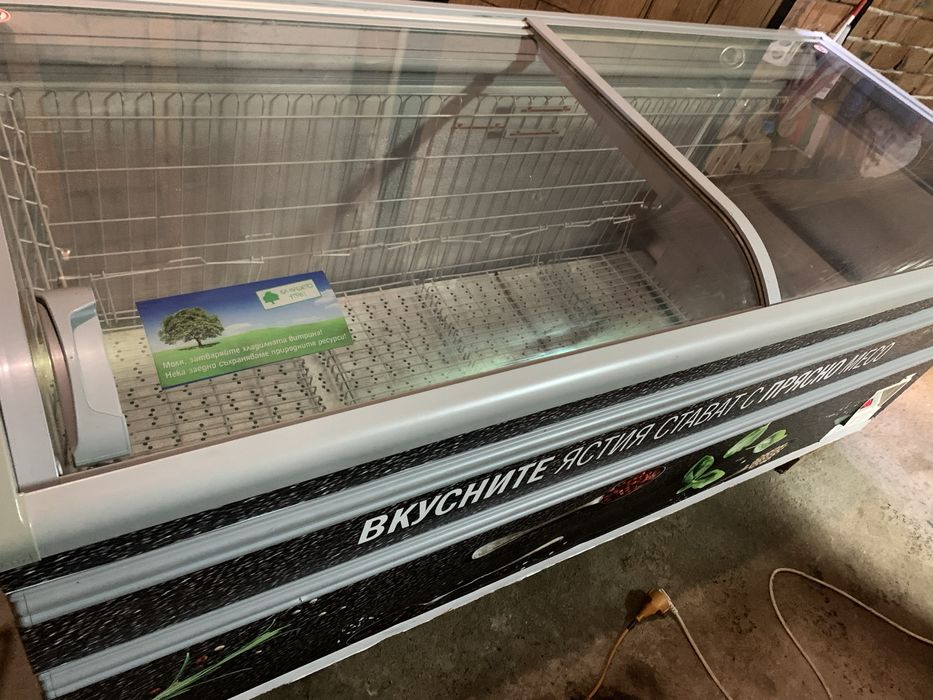 Хладилна Витрина Плюсова AHT PARIS 210(S)