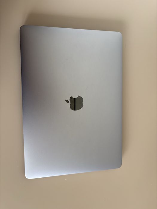 Apple MacBook Pro