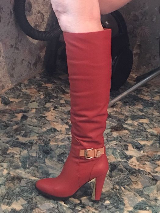 Сапоги женские новые