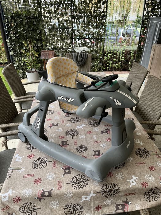 Проходилка самолет сива Chipolino