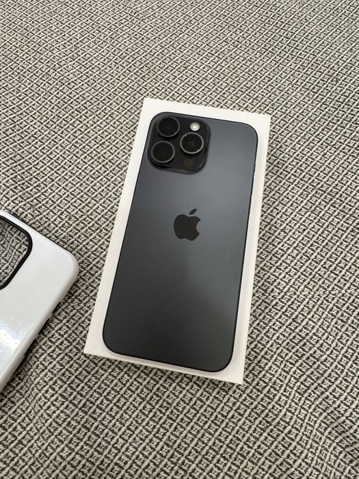 Продаю Iphone 15 pro max 256gb В идеальном состоянии