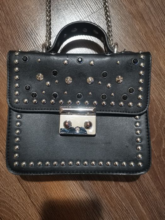 Дамска чанта Bershka