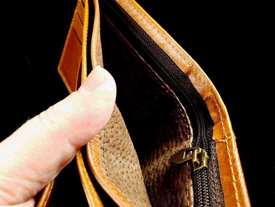 Portofel de piele cu lup sau vultur embosat