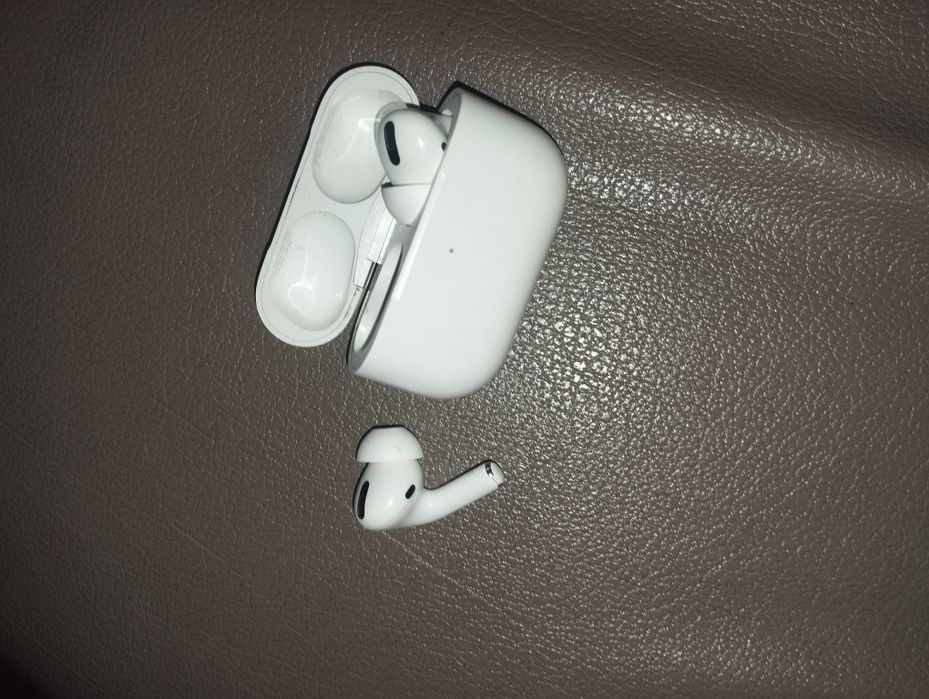 А 2084 AirPods ориганал