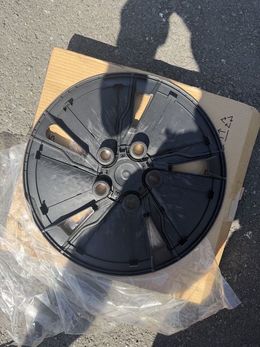 Capace hyundai ioniq 2021+ noi OEM 15’