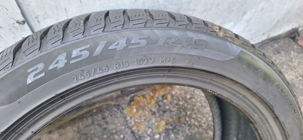 7мм! 2 бр 245 45 19  Pirelli sotozero 3 winter