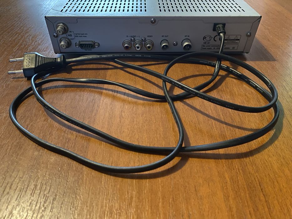 Ресивер спутниковый