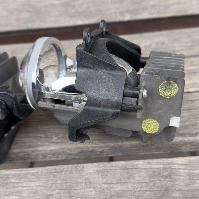 Блок фары Subaru Outback