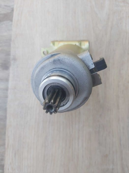 Стартер   за Априлия Леонардо150/Скарабело