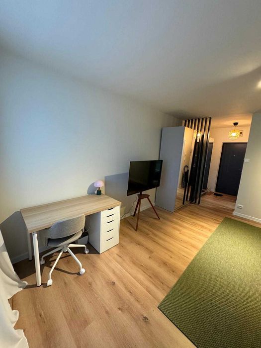 Garsonieră de vânzare, 30 mp, renovată complet, bloc anvelopat, direct proprietar - Constantin Brâncoveanu