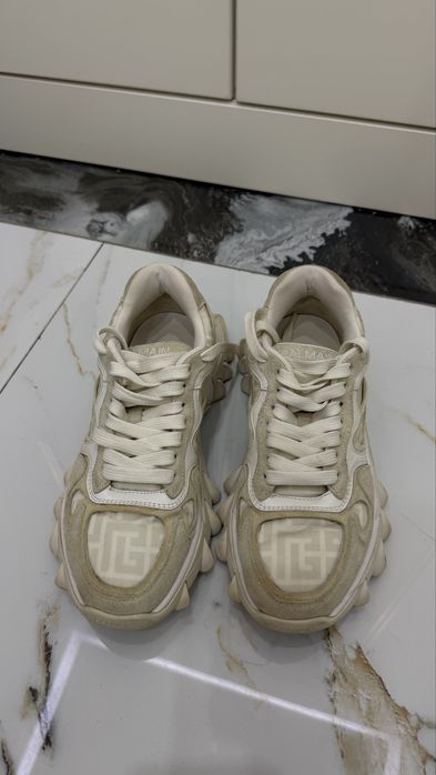 Balmain оригинал кроссы 20000 тг