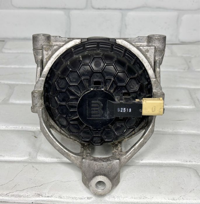 Десен Тампон двигател AUDI A6 A7 A8 Q7 3.0 Бензин 4M0199372FE