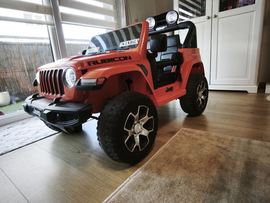 Mașinuță electrică Jeep Rubicon