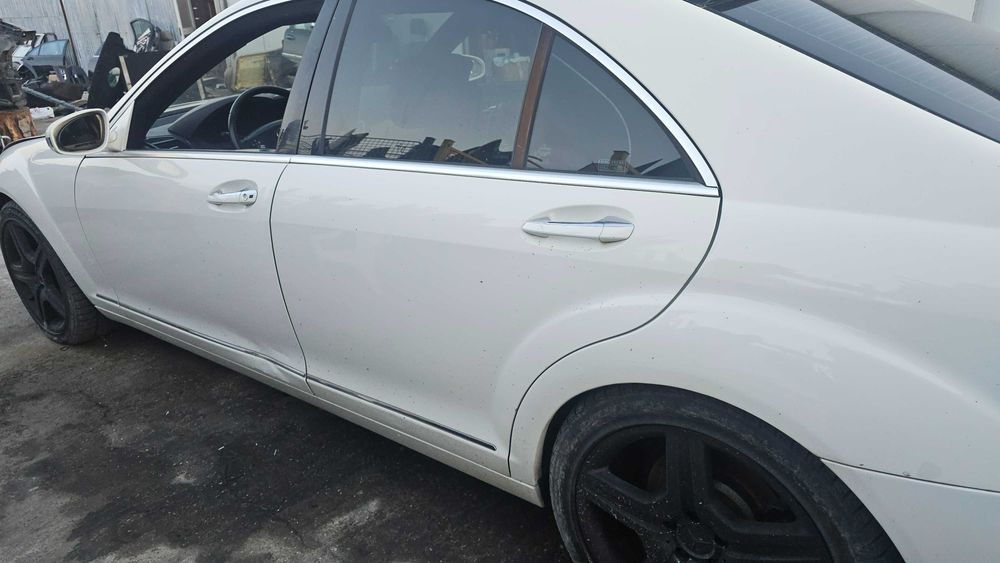 dezmembrez Mercedes S class W221 S320 S350 S420 S500 4matic motor