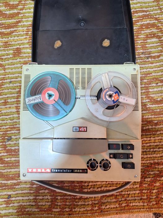 De vânzare tesla b41