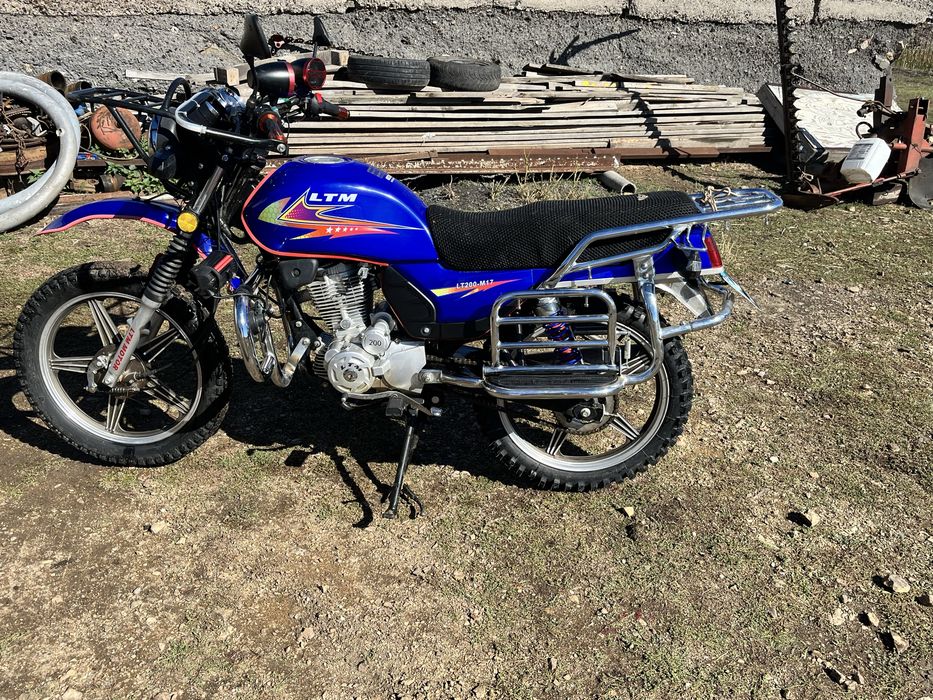 Продам мотоцикл LTM M17