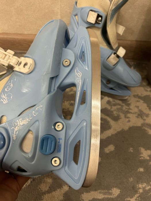 Продам Детские коньки