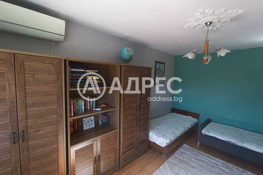 Дава се под наем Тристаен апартамент в Разград, Орел - 60 кв.м за 65790 € - Снимка #8