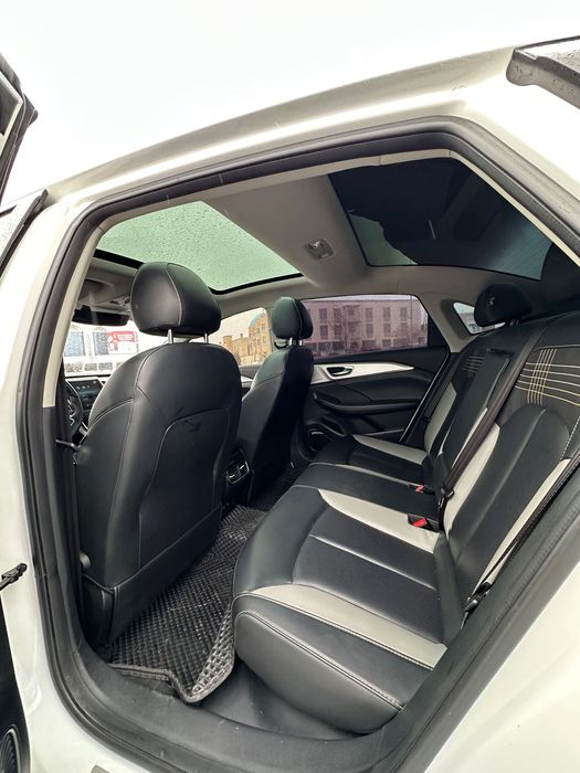 Roewe i6 max 215 млн