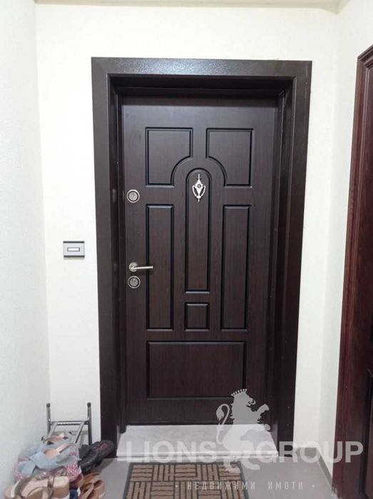 Продава се Тристаен апартамент в Варна, Възраждане 3 - 90 кв.м за 1556 €/кв.м - Снимка #18