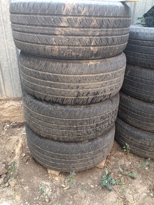 Комлект шин данлоп R20