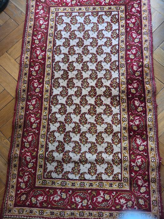 Covoare persane de vinzare din lina de la 100lei la 175lei