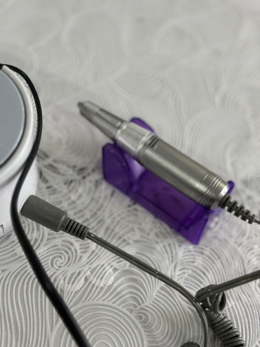 Продам машинку для маникюра