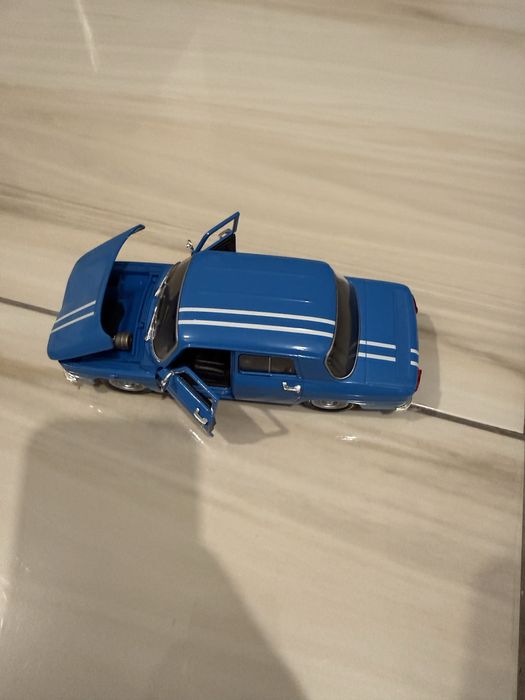 Machete BMW, Mercedes, Volkswagen, Renault 1/43 di 1/24