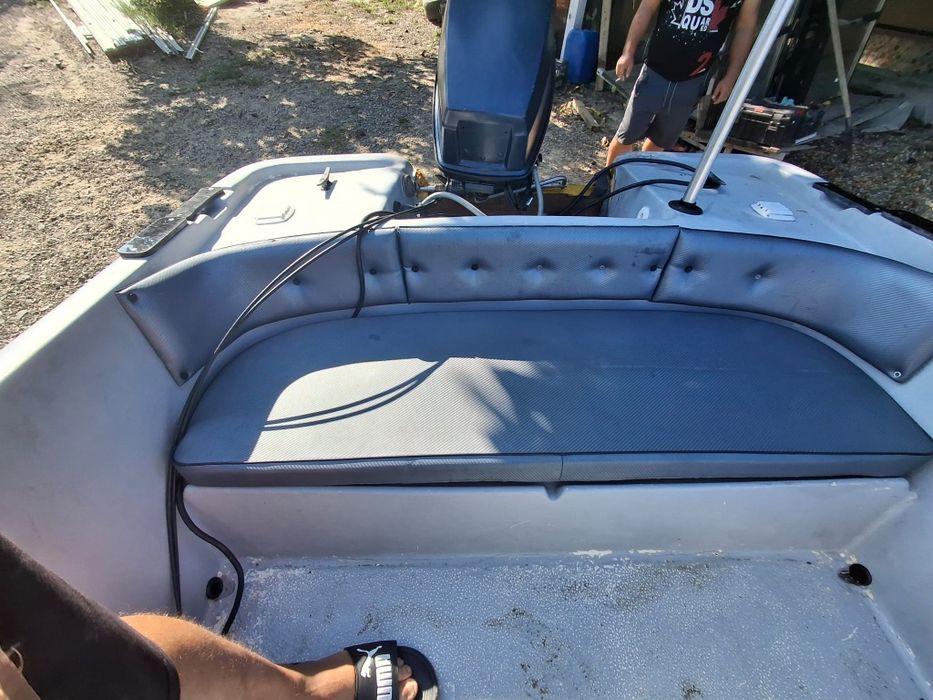 Barcă cu motor 40 cp
