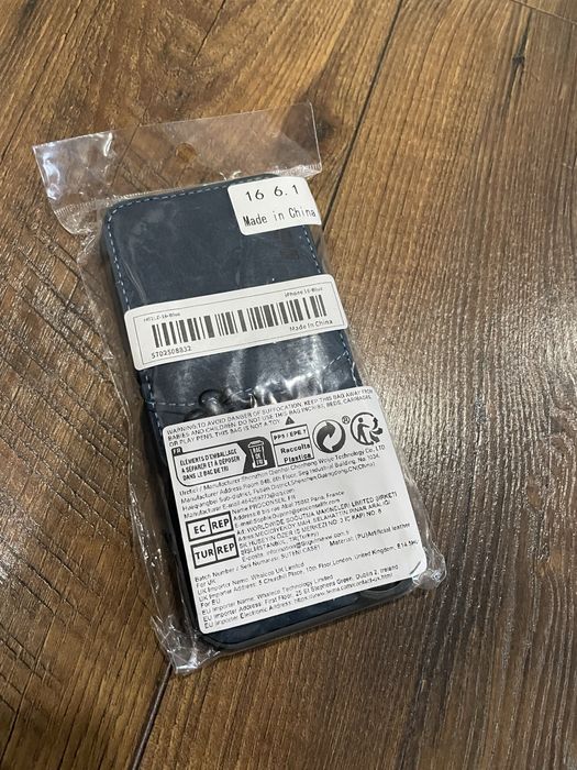 Кейс с портмоне за Айфон iPhone 16