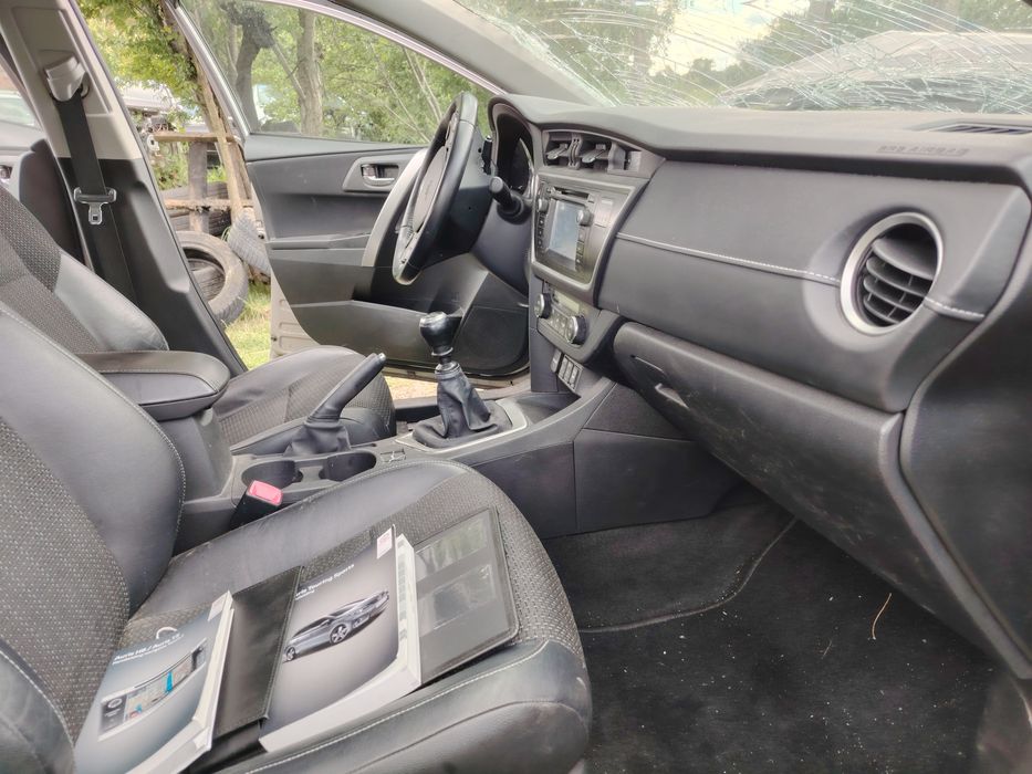 Тойота аурис на части 1.6i 132к