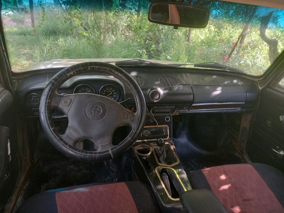 Vaz 2106 sotiladi