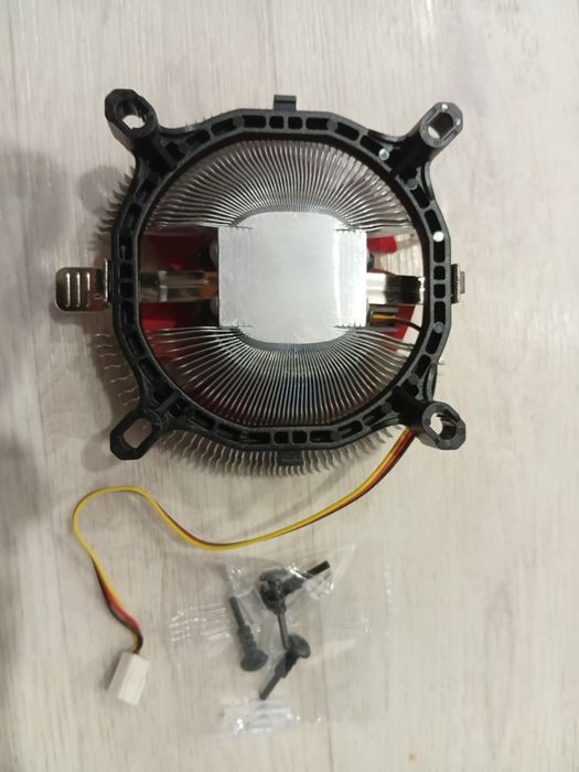 Продам кулер для процессора