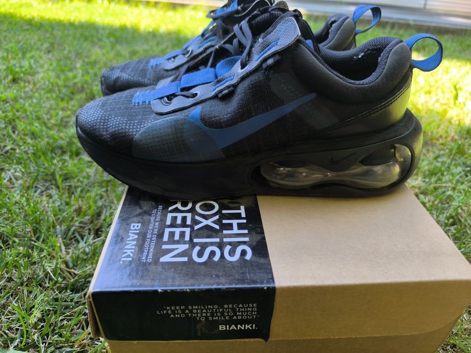 Маратонки Nike 39 номер