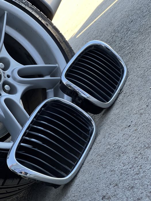 Ноздри, решетки БМВ Е39