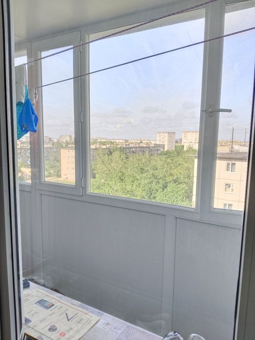 Продам 3 х комн . 4 -37 ,6 этаж.