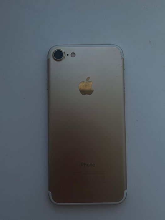 Продается Iphone 7 128gb