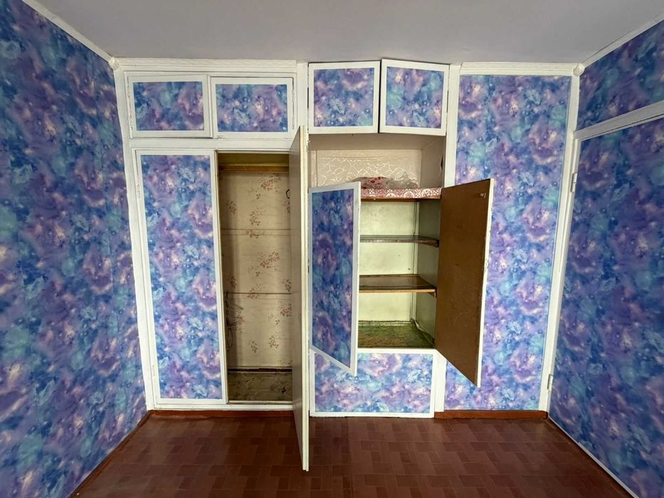 Продам трехкомнатную  на Кск