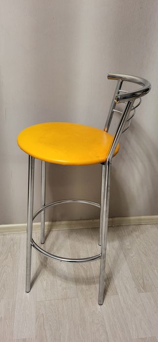 Барный стул для барной стойки