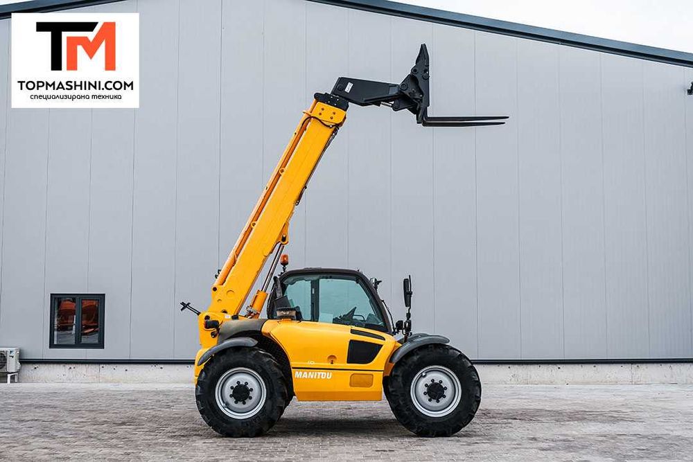 Наем на телескопичен товарач Manitou MT932