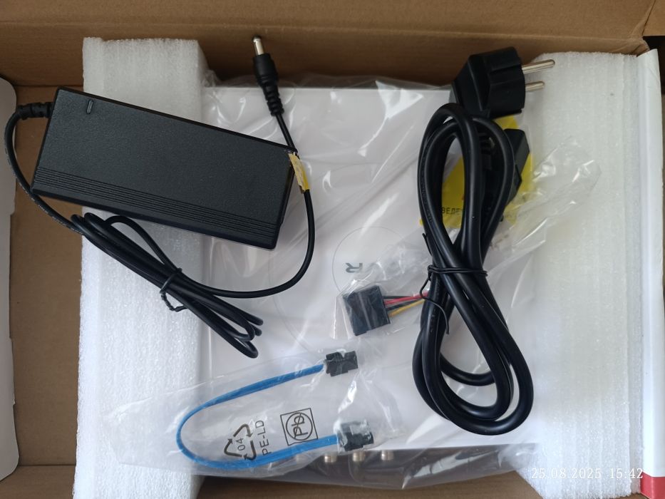 Продам видеорегистратор  16 кональный