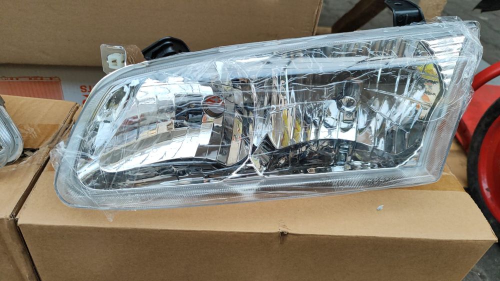 Камри 25 фара USA